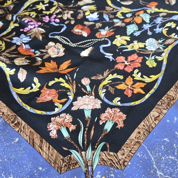 Authentic Hermes Scarf - Picture 4 of 6